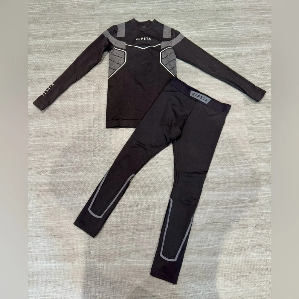 Kids 2 piece base layer set size 6/7